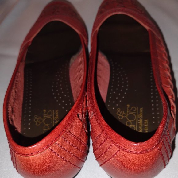 Soft Spots reddish brown leather flats, size 8.5M - Picture 3 of 5